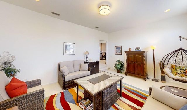 10240 Jenny Lynn Way, Elk Grove, CA 95757