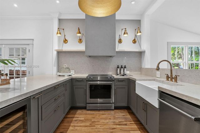 85 NE 46th St, Miami, FL 33137