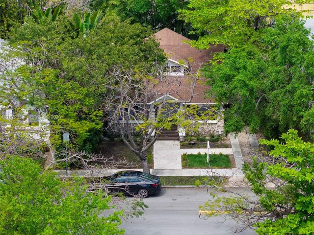 85 NE 46th St, Miami, FL 33137