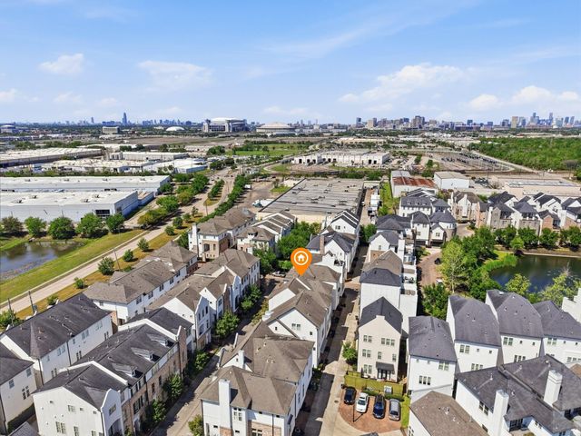 9427 London Bridge Station, Houston, TX 77045