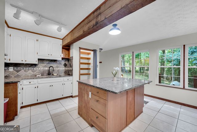 38 Morwood Valley Trail, Cleveland, GA 30528