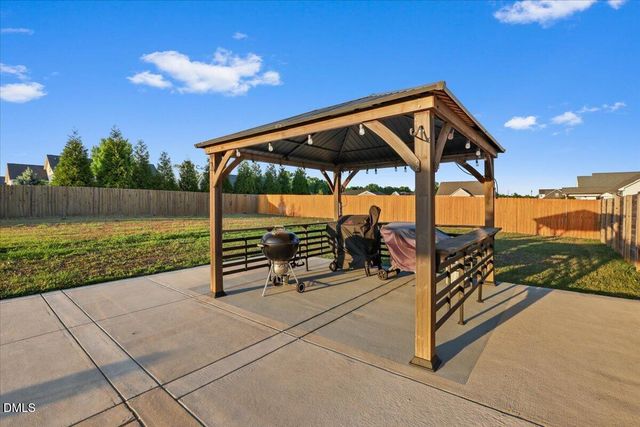 88 Heath Drive, Lillington, NC 27546