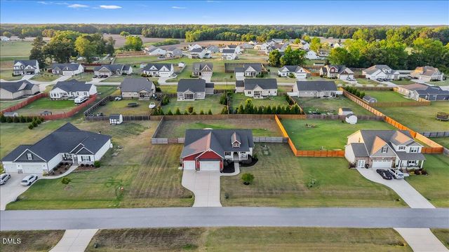 88 Heath Drive, Lillington, NC 27546