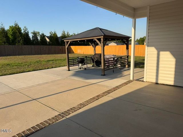 88 Heath Drive, Lillington, NC 27546