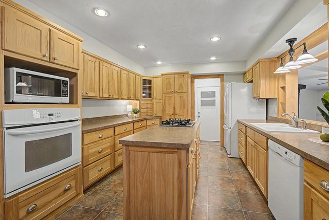 345 Ginghamsburg Road 345 Ginghamsburg Road, Tipp City, OH 45371