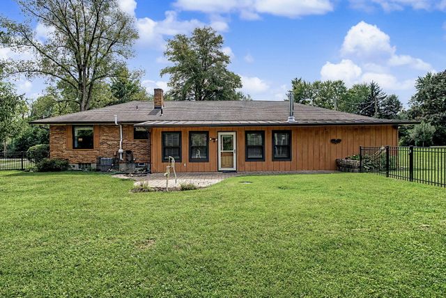345 Ginghamsburg Road 345 Ginghamsburg Road, Tipp City, OH 45371