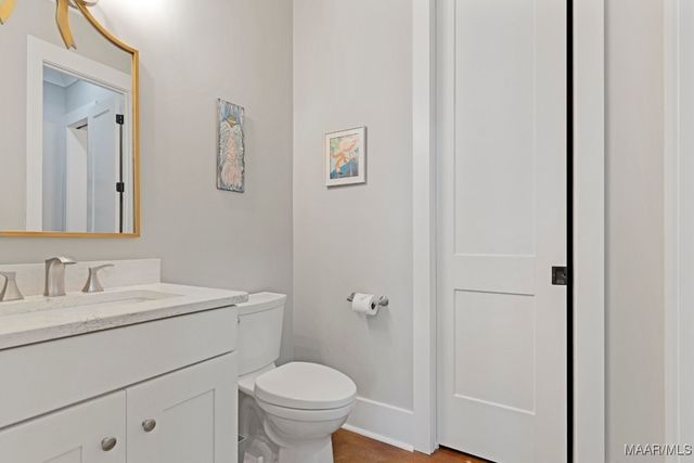 493 Lake Ridge Road, Hope Hull, AL 36043