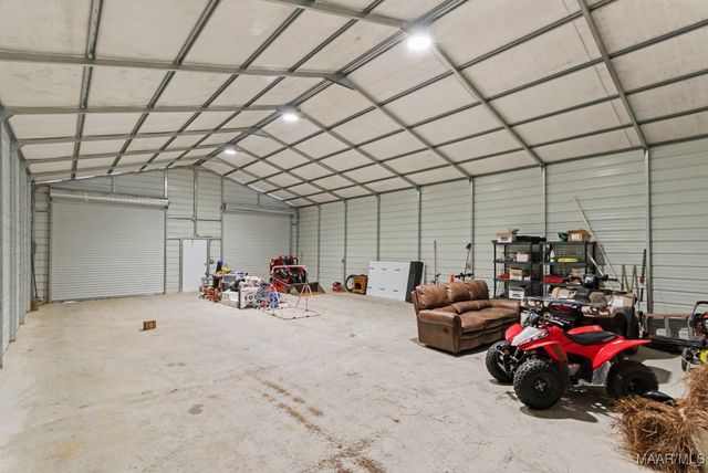 493 Lake Ridge Road, Hope Hull, AL 36043