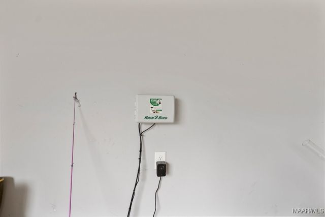 493 Lake Ridge Road, Hope Hull, AL 36043