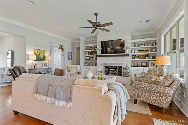 493 Lake Ridge Road, Hope Hull, AL 36043