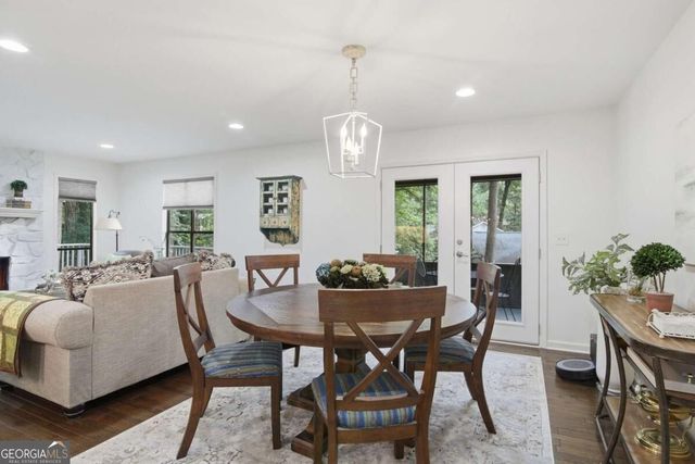 2222 Chimney Springs Drive, Marietta, GA 30062