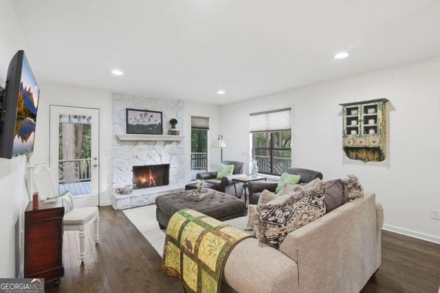 2222 Chimney Springs Drive, Marietta, GA 30062