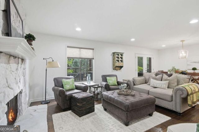 2222 Chimney Springs Drive, Marietta, GA 30062