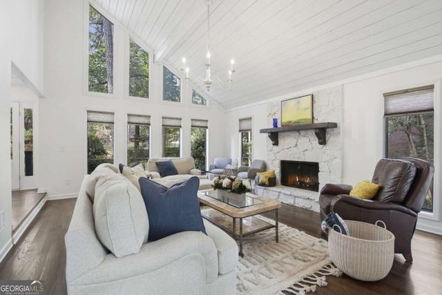 2222 Chimney Springs Drive, Marietta, GA 30062