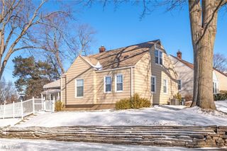 1595 Evergreen Avenue, Akron, OH 44301