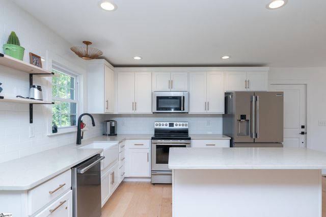 511 Woburn Court, Greer, SC 29651