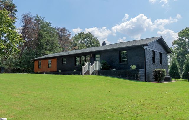 511 Woburn Court, Greer, SC 29651