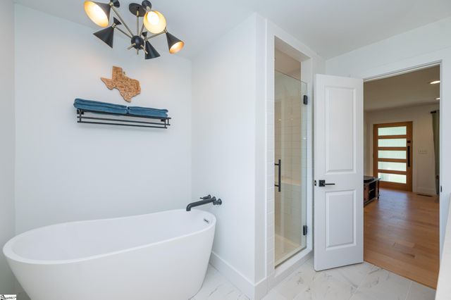 511 Woburn Court, Greer, SC 29651