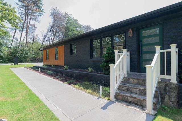 511 Woburn Court, Greer, SC 29651