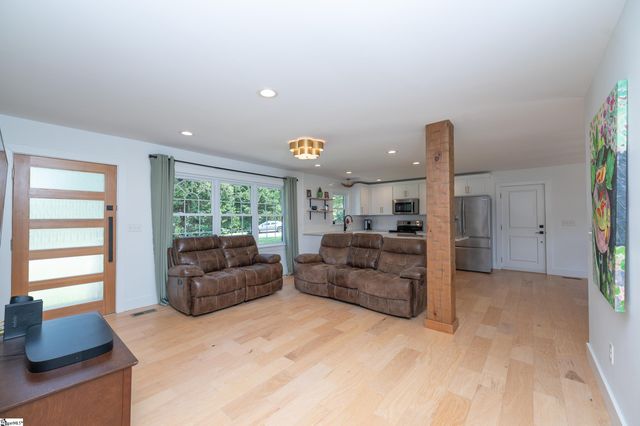 511 Woburn Court, Greer, SC 29651