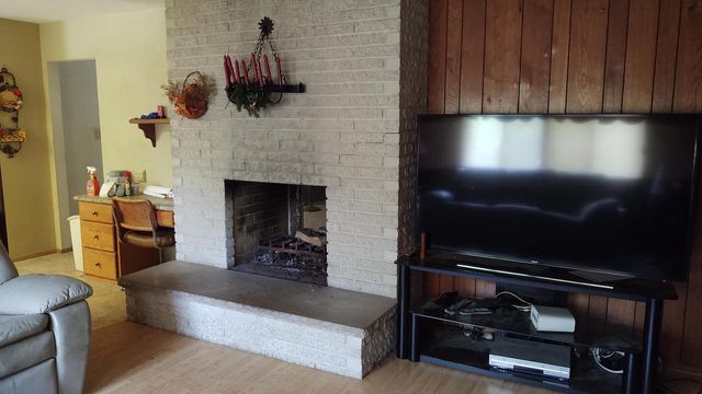 14400 W Rogers DRIVE, New Berlin, WI 53151