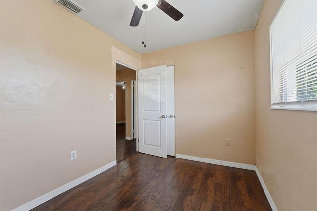 3235 EMERSON AVENUE S, St Petersburg, FL 33712