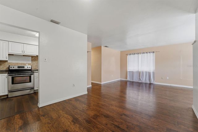 3235 EMERSON AVENUE S, St Petersburg, FL 33712