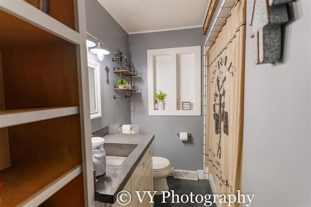 1654 34th Street, Wyoming, MI 49519