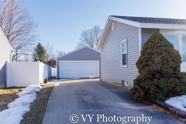 1654 34th Street, Wyoming, MI 49519