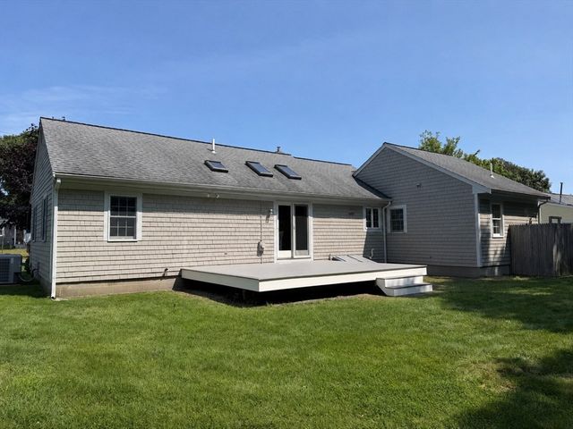 29 Lyndale Road, Yarmouth, MA 02664