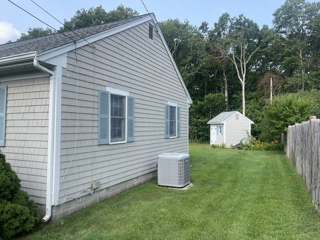 29 Lyndale Road, Yarmouth, MA 02664