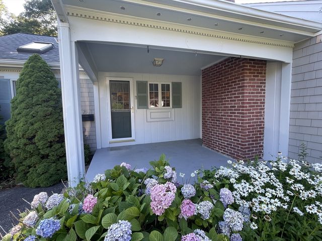 29 Lyndale Road, Yarmouth, MA 02664