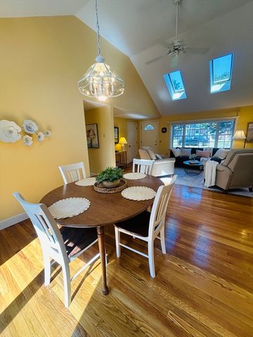 29 Lyndale Road, Yarmouth, MA 02664