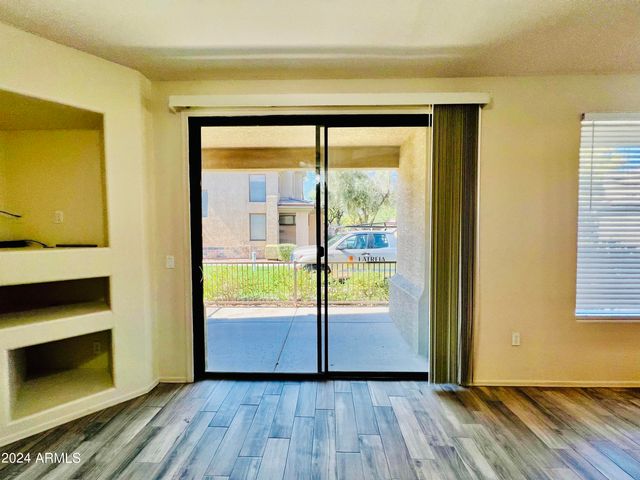 705 W QUEEN CREEK Road 1107, Chandler, AZ 85248