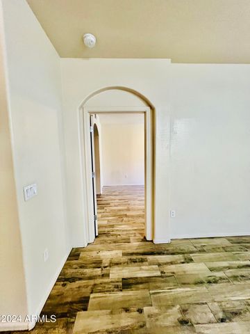 705 W QUEEN CREEK Road 1107, Chandler, AZ 85248