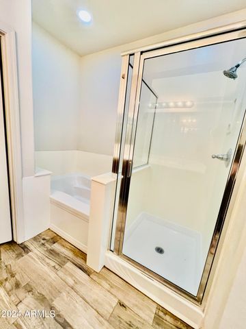 705 W QUEEN CREEK Road 1107, Chandler, AZ 85248
