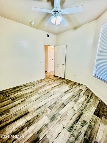705 W QUEEN CREEK Road 1107, Chandler, AZ 85248
