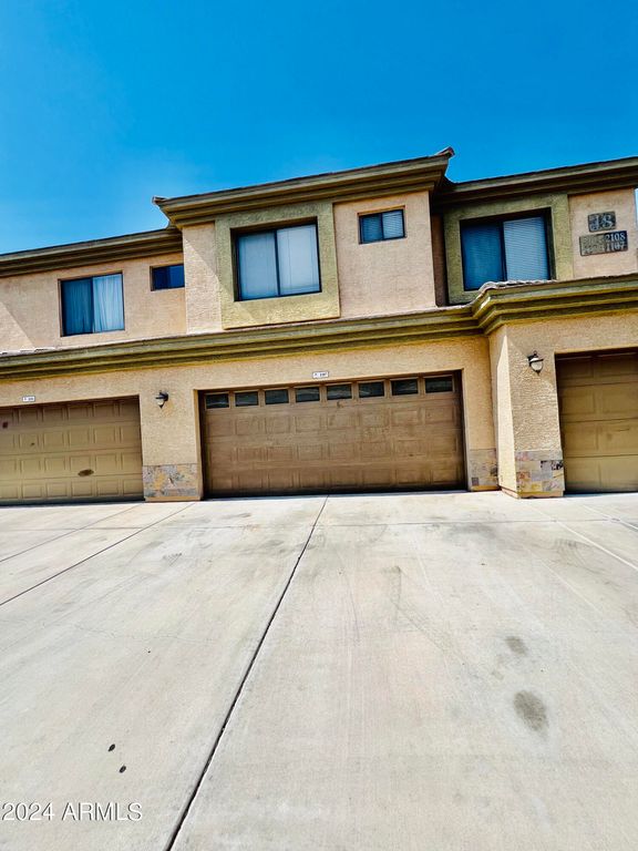 705 W QUEEN CREEK Road 1107, Chandler, AZ 85248