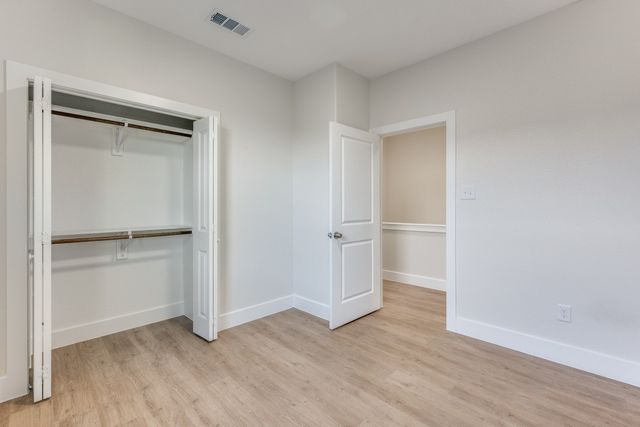 837 Stamps Avenue 835, Fort Worth, TX 76114