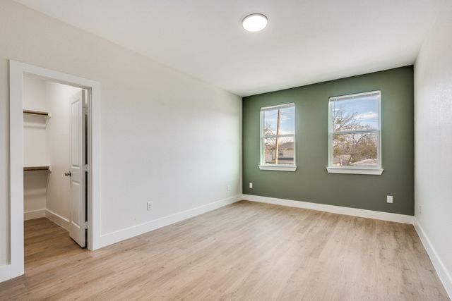 837 Stamps Avenue 835, Fort Worth, TX 76114