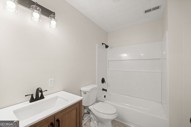 45 Lakeview Court, Lavonia, GA 30553