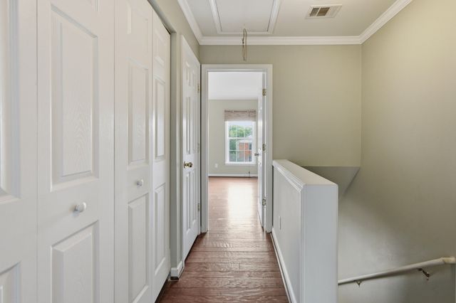 7252 Highway 70 S Apt 402, Nashville, TN 37221