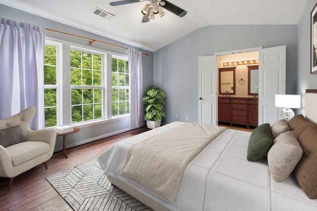 7252 Highway 70 S Apt 402, Nashville, TN 37221
