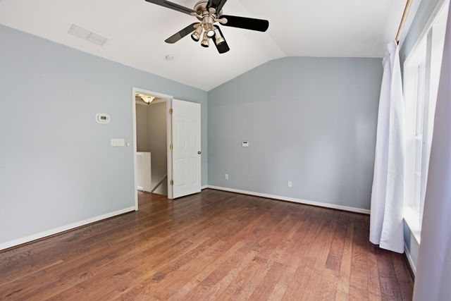 7252 Highway 70 S Apt 402, Nashville, TN 37221
