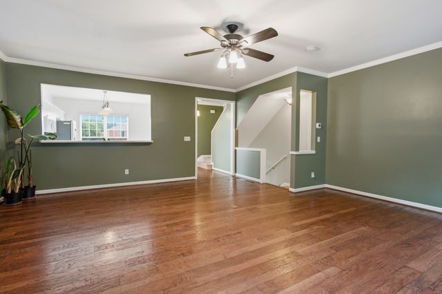 7252 Highway 70 S Apt 402, Nashville, TN 37221
