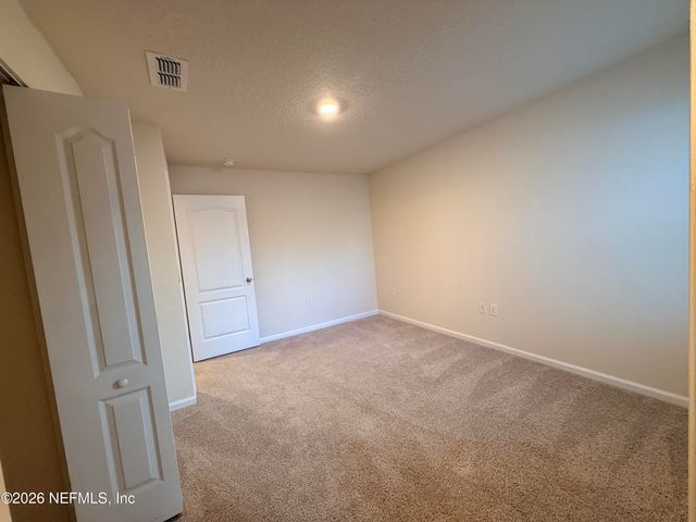 246 ARALIA Lane, Jacksonville, FL 32216