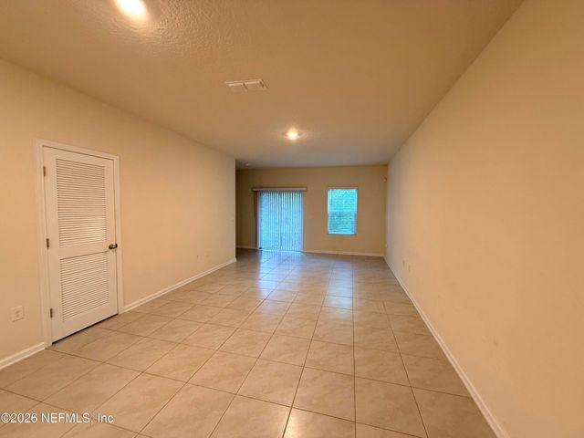 246 ARALIA Lane, Jacksonville, FL 32216