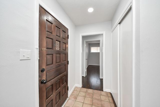 2010 Lillian Street, Pasadena, TX 77502