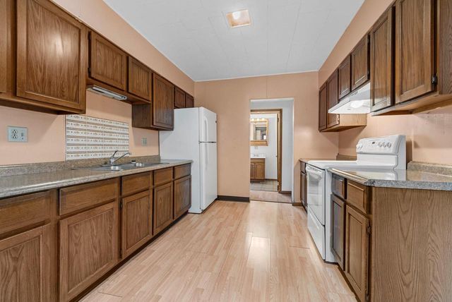 134 EAGLE STREET, Seymour, WI 54165