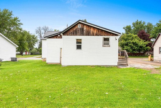 134 EAGLE STREET, Seymour, WI 54165